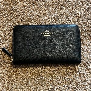 Coach Medium Id Zip Wallet